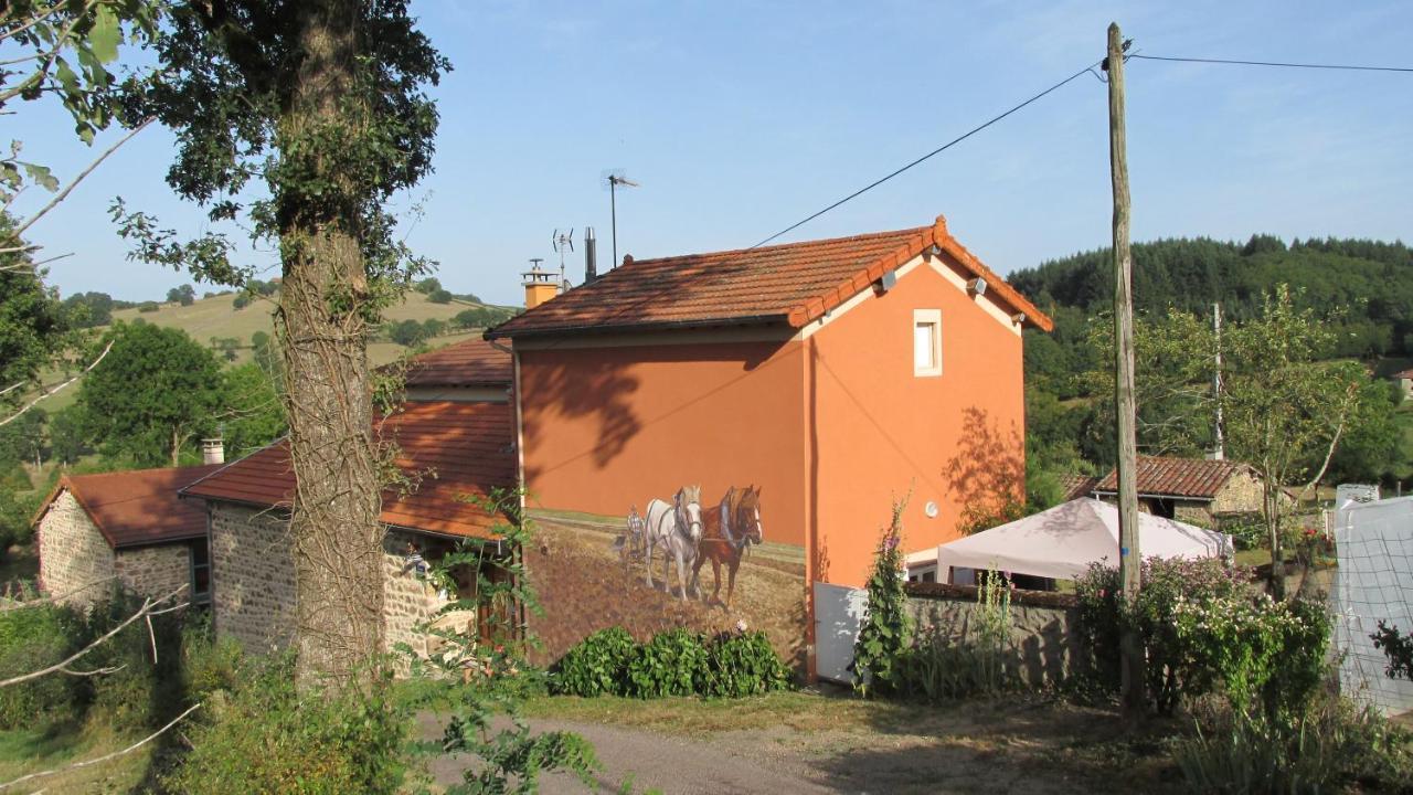 La Vache Sur Le Toit Panzió Montagny  Kültér fotó
