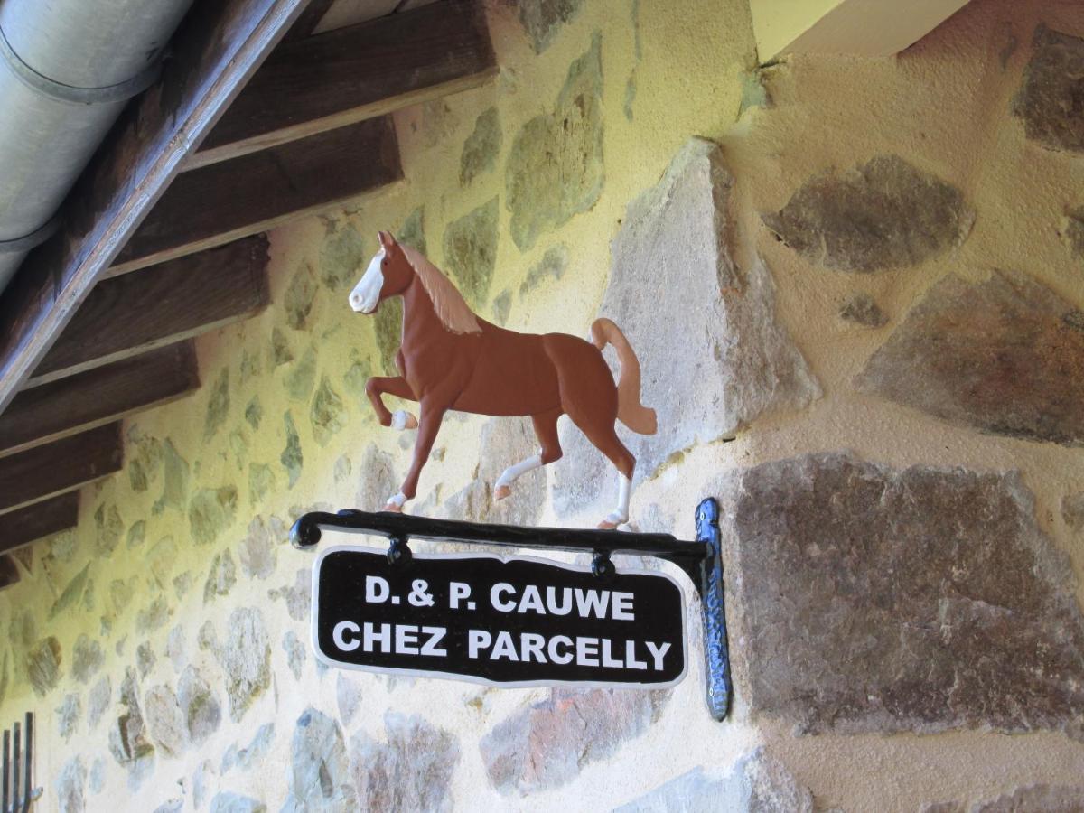 La Vache Sur Le Toit Panzió Montagny  Kültér fotó